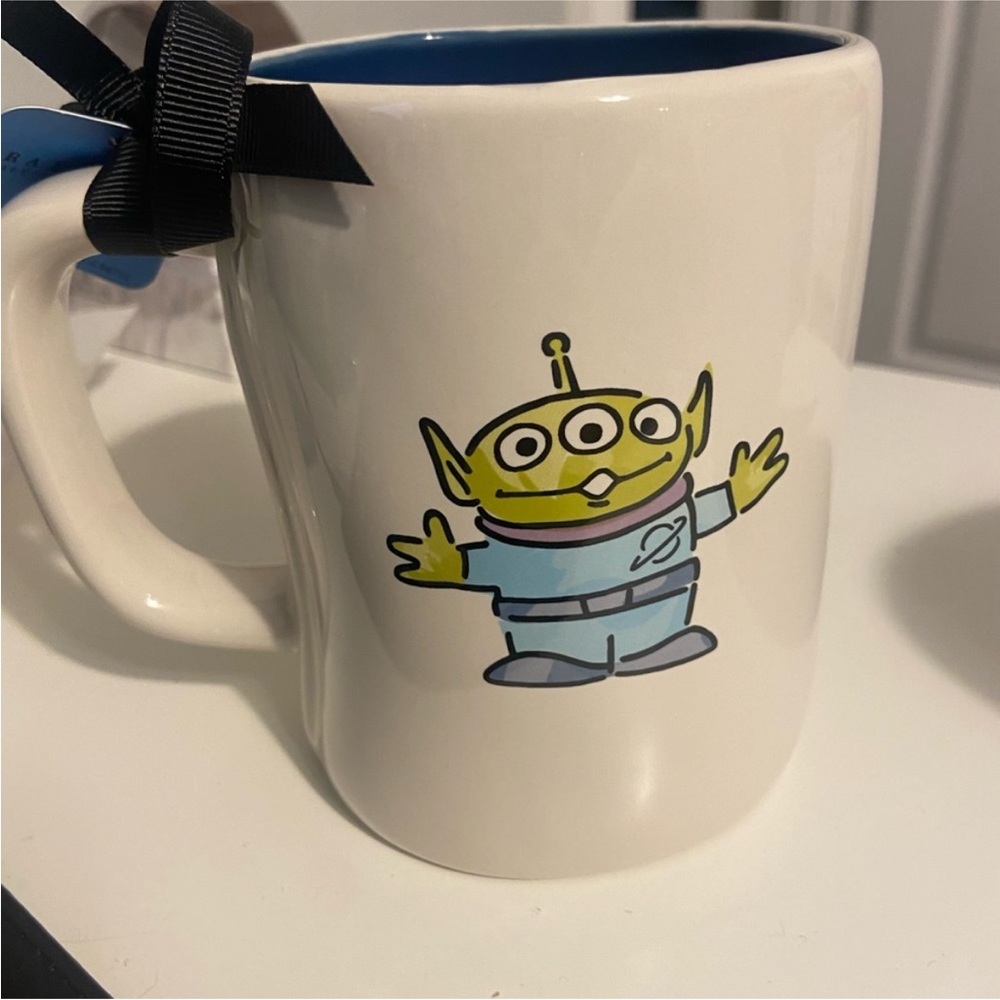 disney x‎ rae dunn alien mug